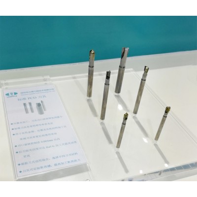 PCD刀具厂家直供石墨电极及3D热弯模