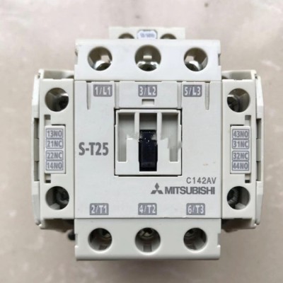 三菱电磁接触器 S-T50 AC110 220V 3