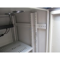新款团购价标准防水机柜37U1米8高,防水IP55户外白配风扇 配电柜