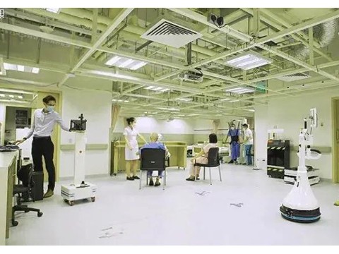 新加坡医院部署50台员工机器人