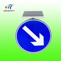 固原太阳能右侧行驶指示标志 led交通标志牌生产厂家