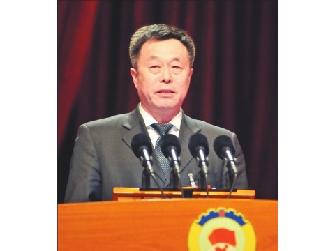 黑龙江委员代表：加快装备制造业智能化促进经济高质量发展