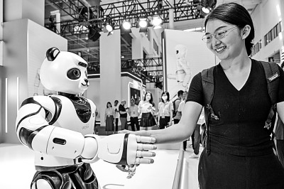 专精特新齐聚 人工智能凸显——2023世界机器人大会在北京亦庄开幕