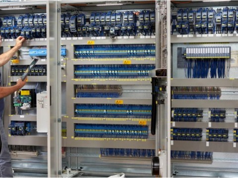 häwa控制柜系统解决方案：高效、可靠与智能化的电