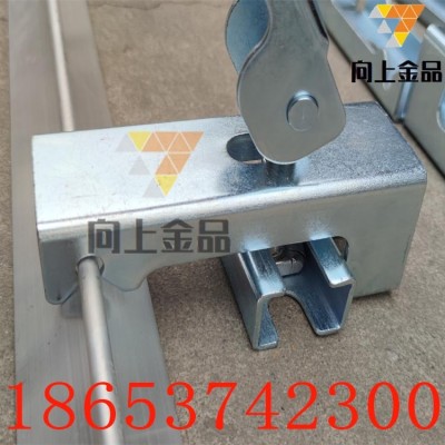 防溢裙板不锈钢夹持器，M16螺栓夹持器图4