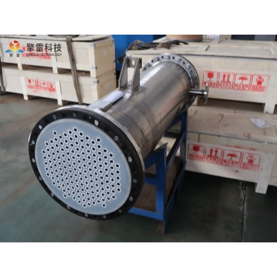 四管程列管式换热器图2